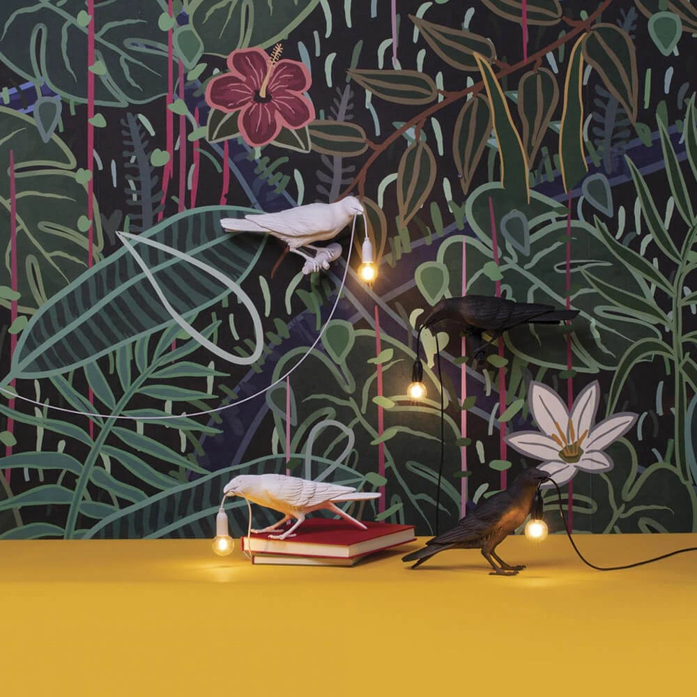 Seletti waiting bird shop table lamp black